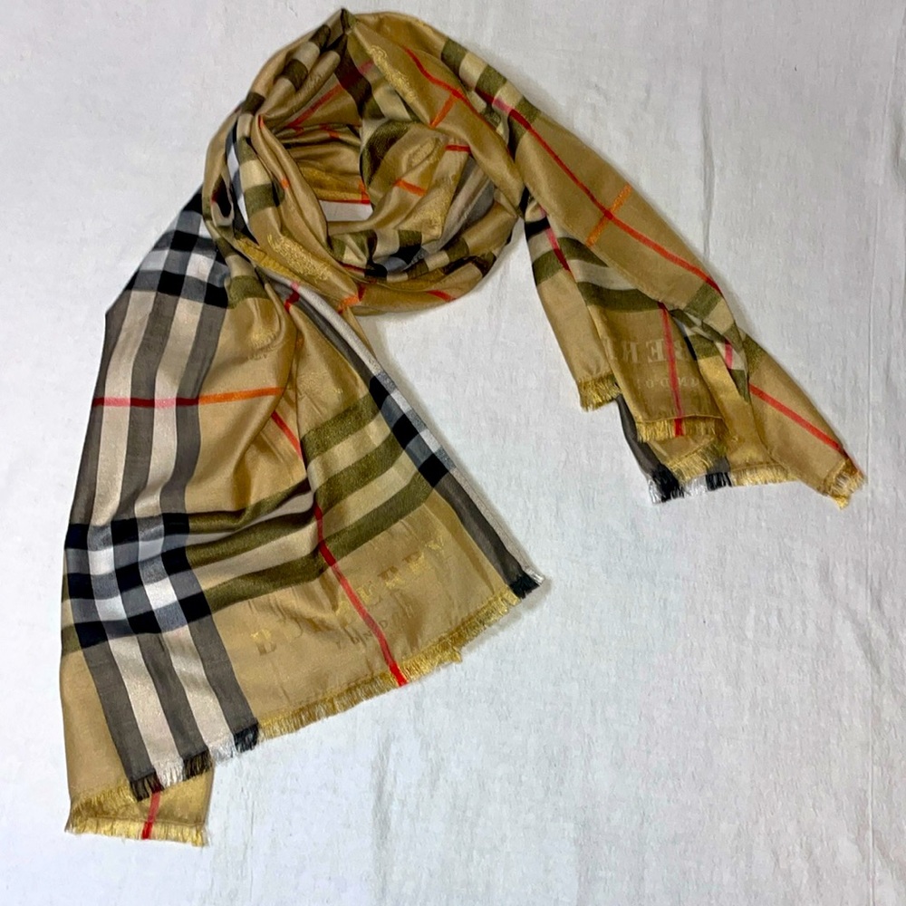 Burberry scarf